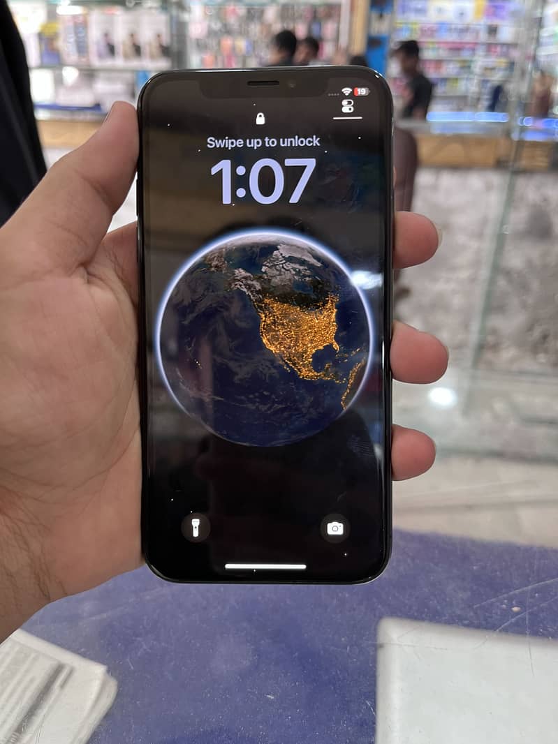Apple iPhone XS 2