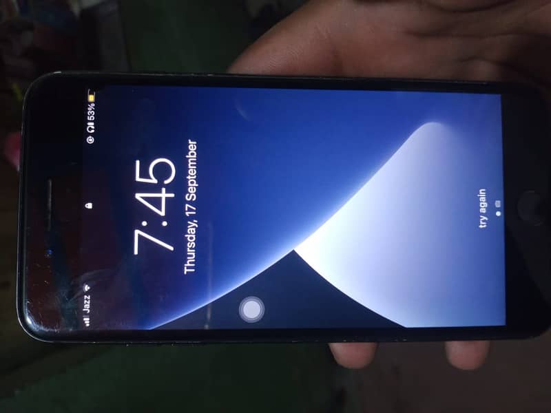 Apple iPhone 7 Plus 6