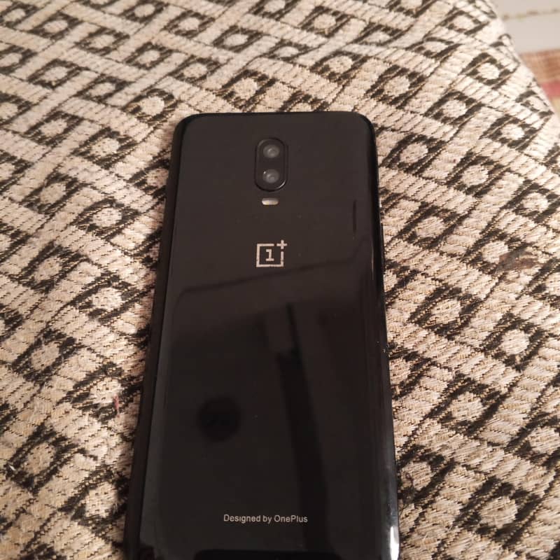 One Plus 6T 1