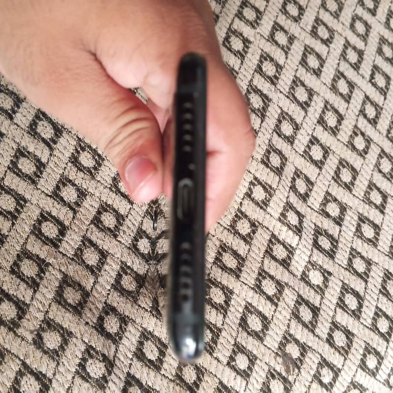 One Plus 6T 3