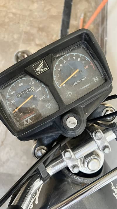 1st Owner HONDA CG 125 2017Model, selling as I don’t use it anymore.