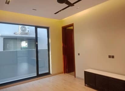 A Stunning House Is Up For Grabs In Bahria Town - Sector E Lahore