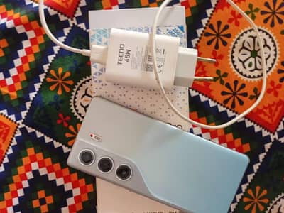 Tecno CAMON 40 Pro