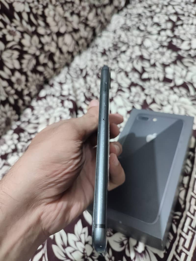 Apple iPhone 8 Plus Dead 1