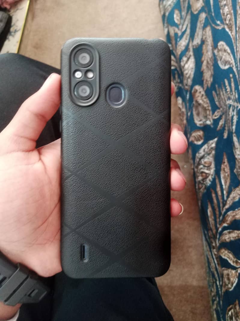 Itel A04 1