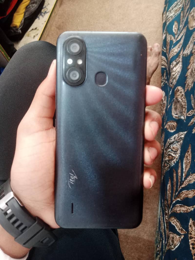 Itel A04 2
