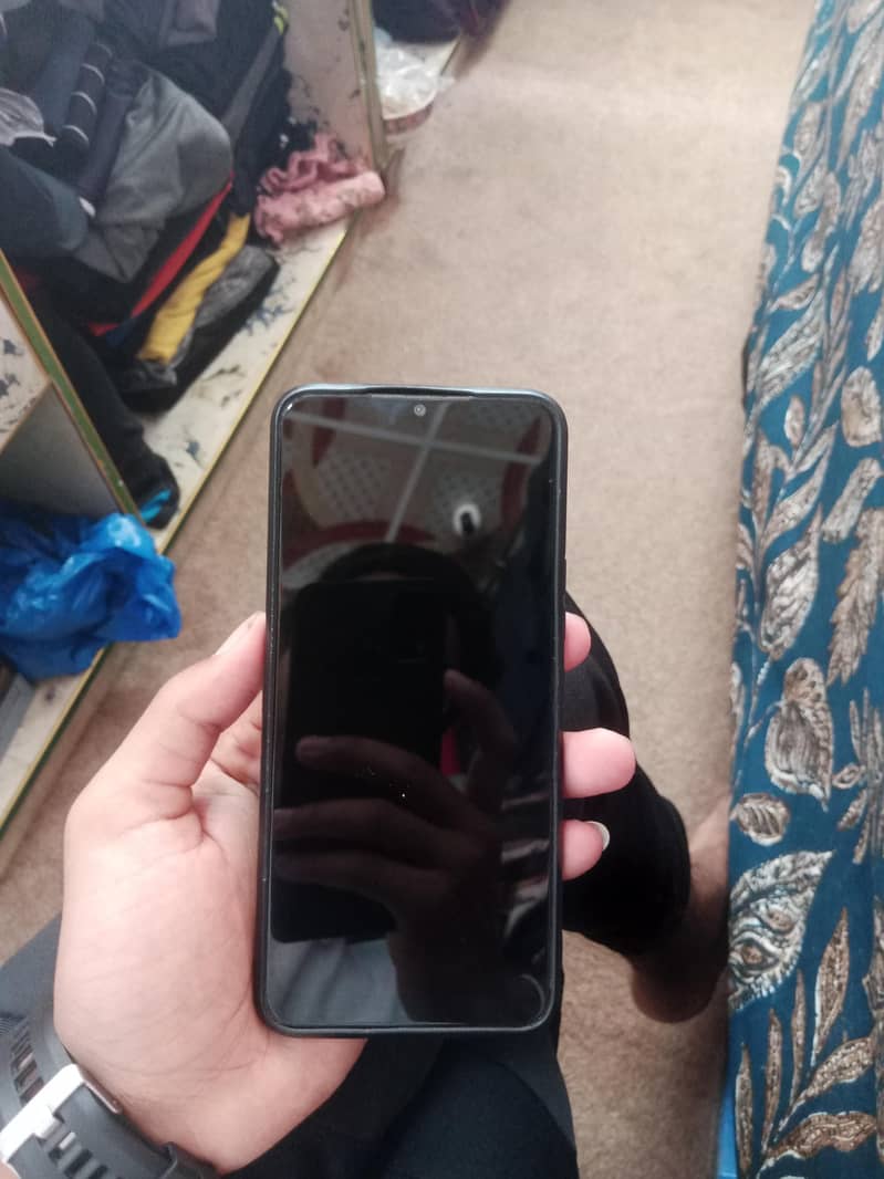 Itel A04 4
