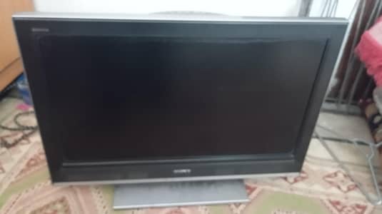 Sony original LCD 32" for sale kui bilkul theek hai chalti hai