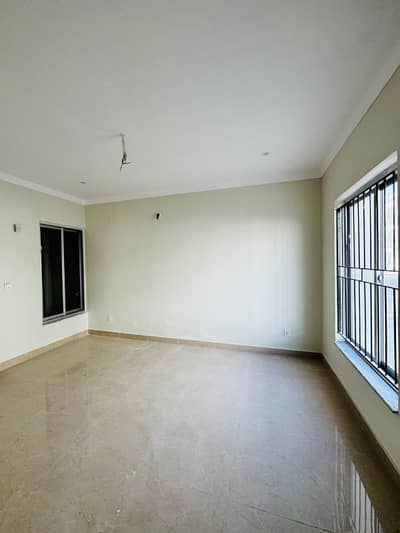 Brand New 5 Marla Apartment For Sale Ready To Move Prime Location