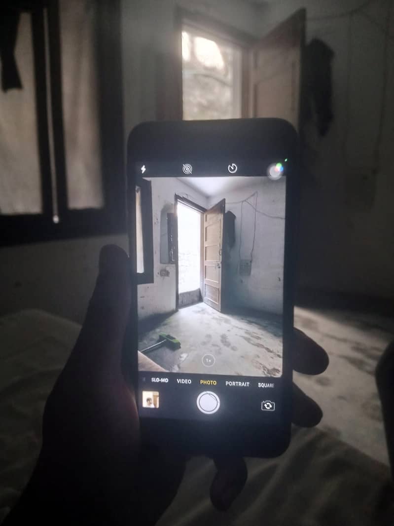 Apple iPhone 8 Plus 5
