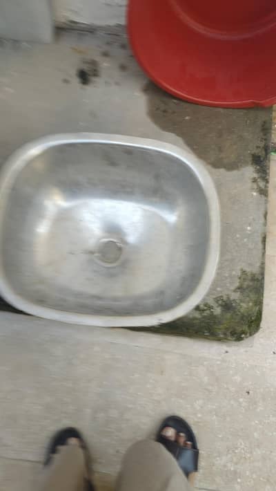 kitchen sink along with fittings  for sale