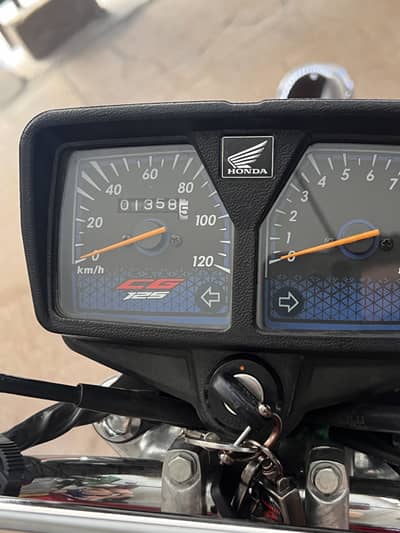 Brand new showroom condition 125 special adition