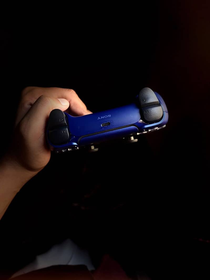 Ps5 pro controller blue uae  1