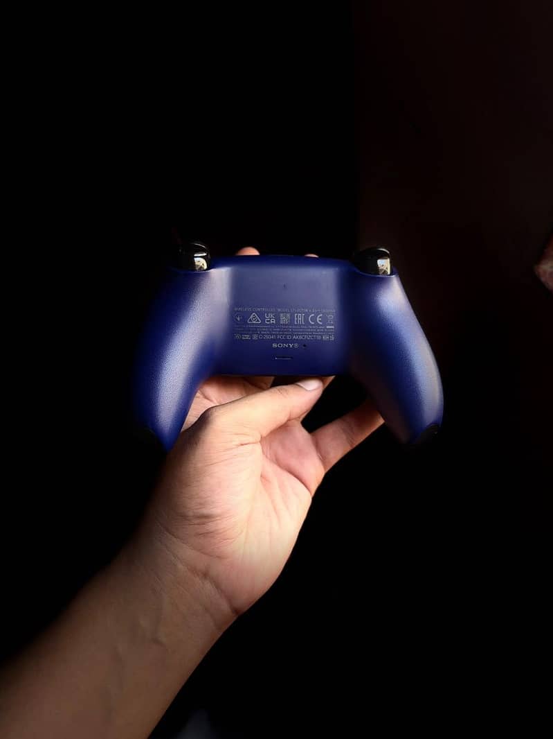 Ps5 pro controller blue uae  2