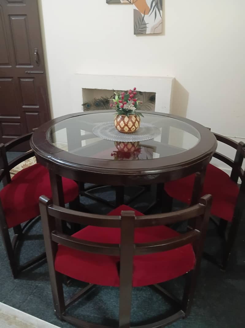round foldable dining table for 4 0