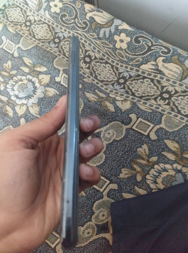 Tecno camon 18p 3