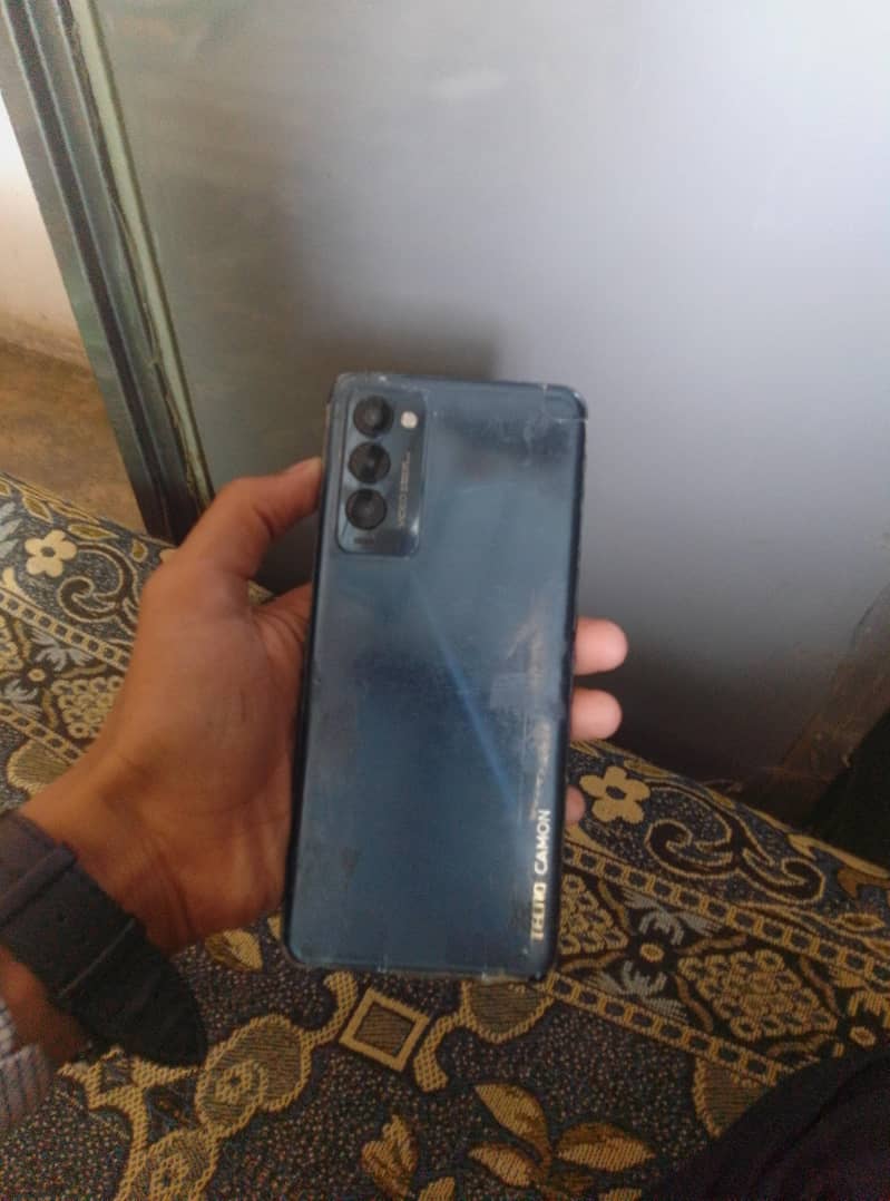 Tecno camon 18p 5