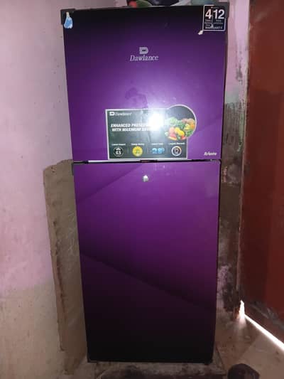 Dawlance Avante Refrigerator 10 Cu. Ft. - Excellent Condition
