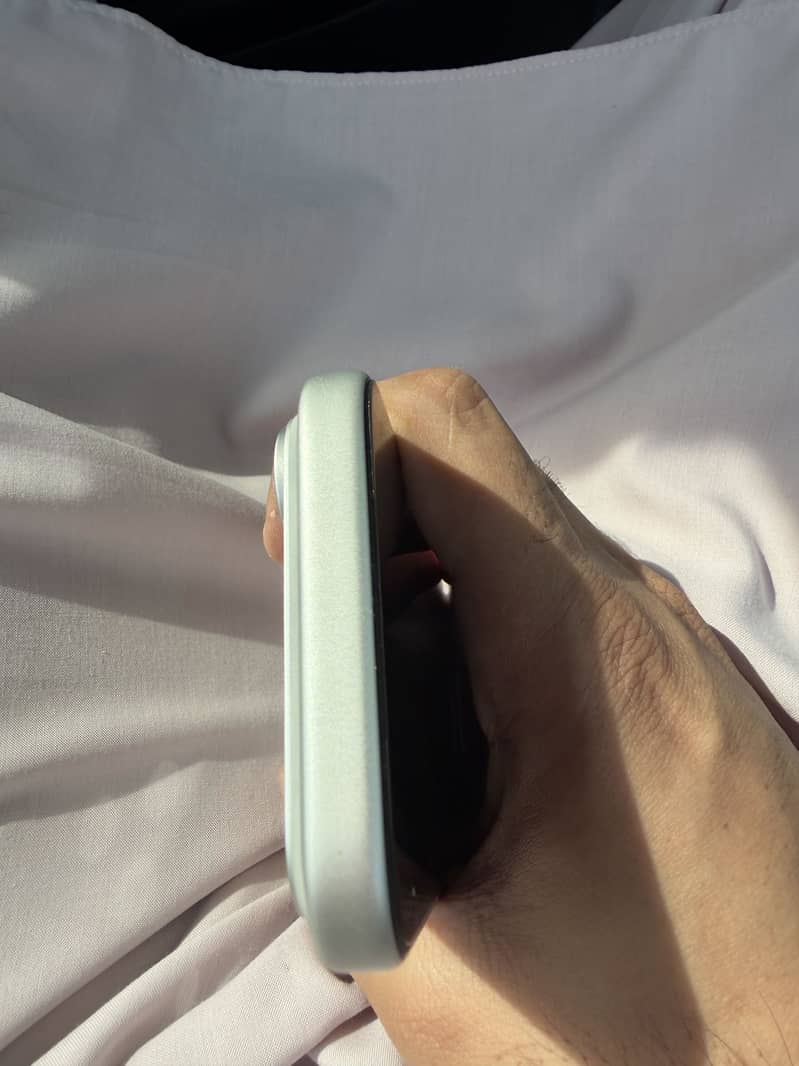 Apple iPhone 17 Pro 6
