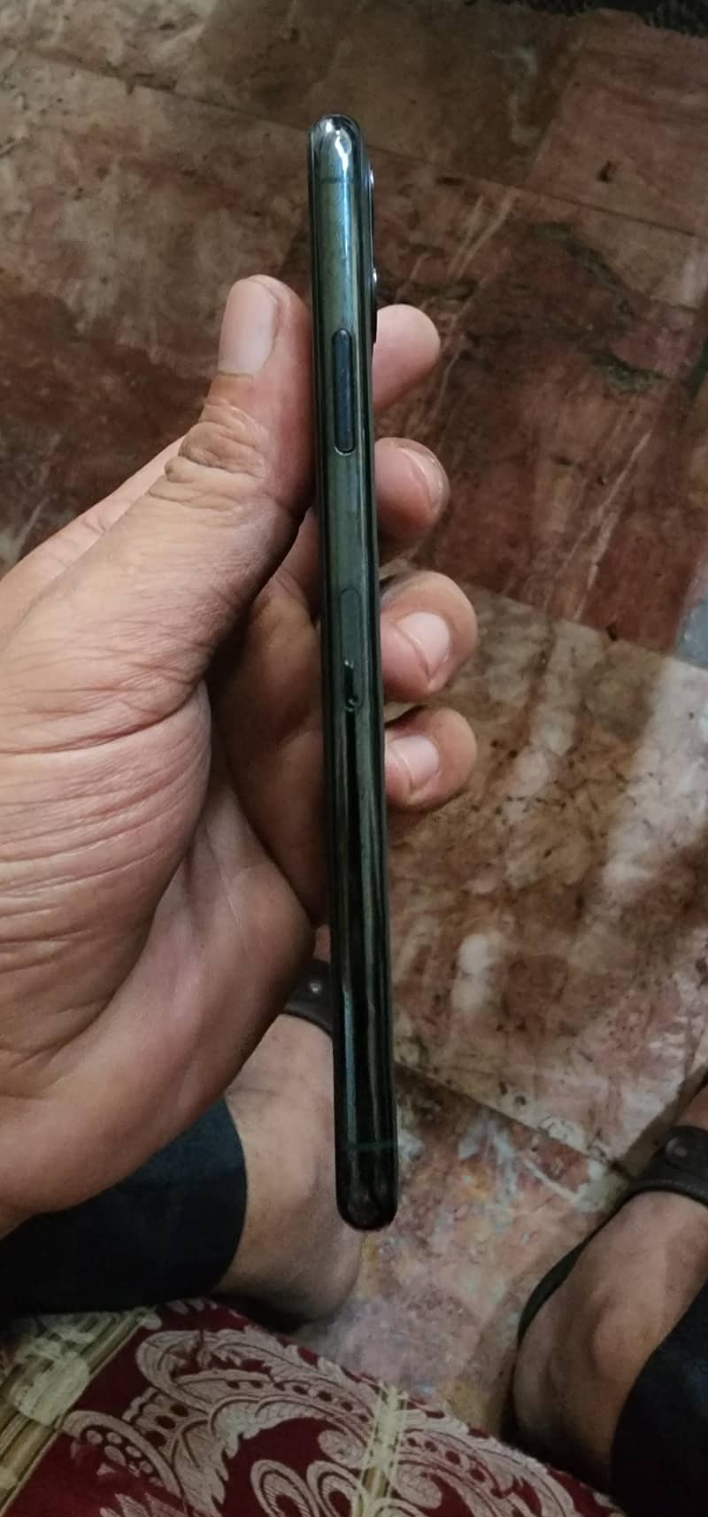 Apple iPhone 11 Pro Max 4