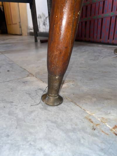 Solid Wooden Table 5×3 Ft – 1 Inch Thick Top – Good Condition