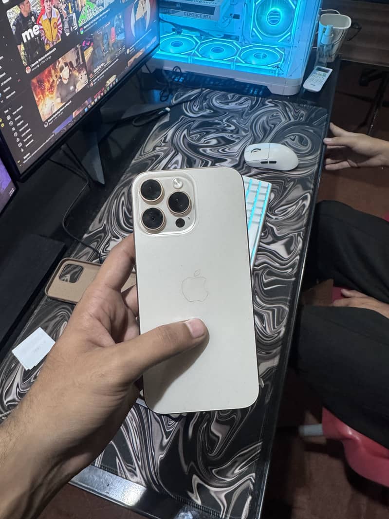 Iphone 16 pro max 0