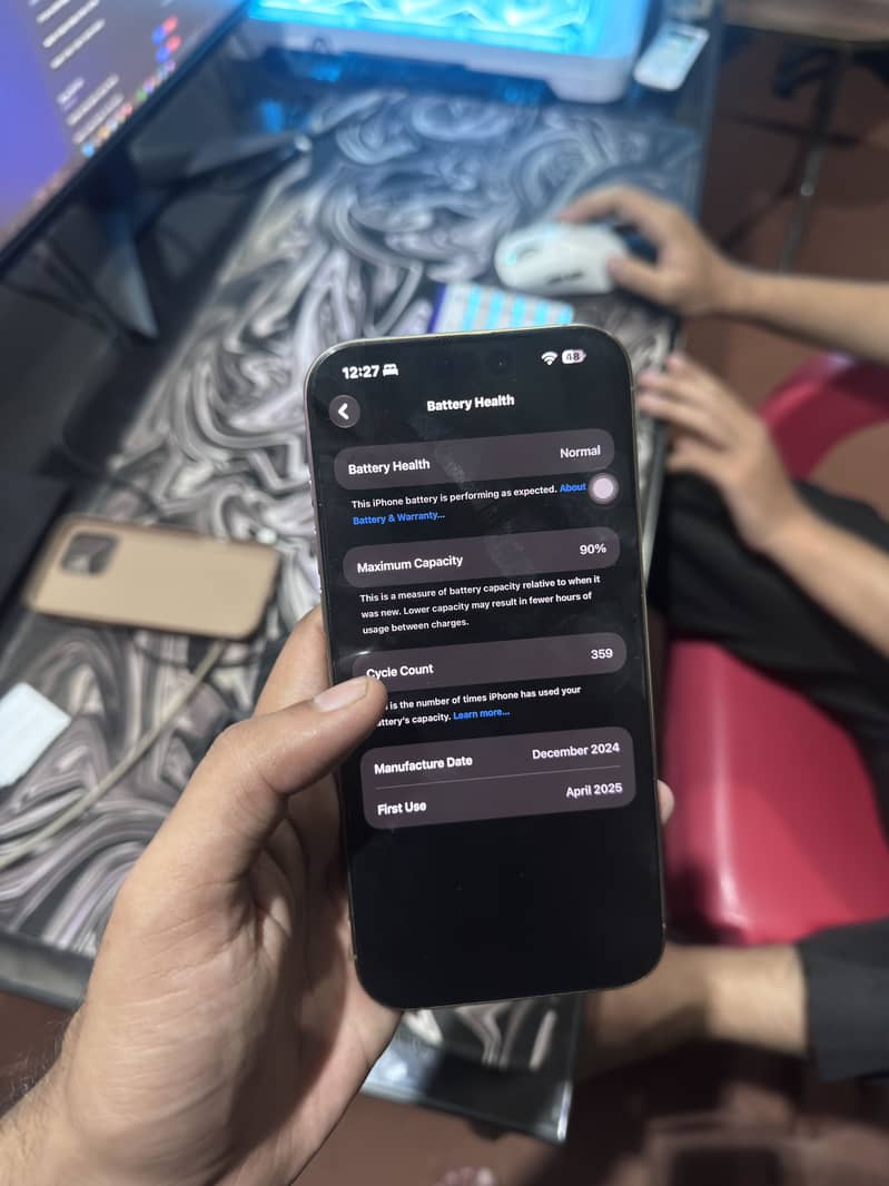 Iphone 16 pro max 3