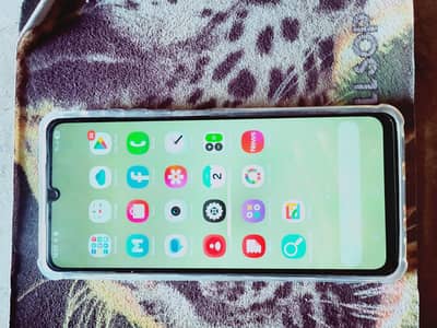 Tecno Spark 8C pta approved no box charger
