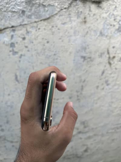Apple iPhone XS Pta Approve 64 gb water pack
