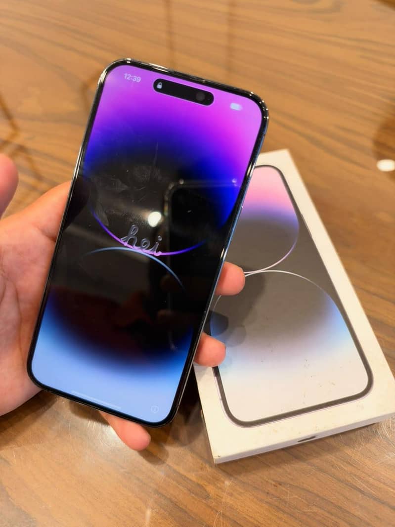 Apple iPhone 14 Pro Max 0