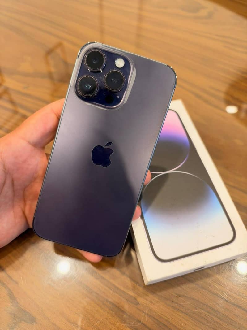 Apple iPhone 14 Pro Max 1