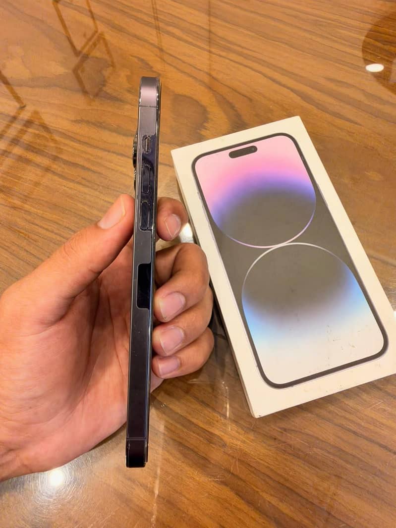 Apple iPhone 14 Pro Max 6