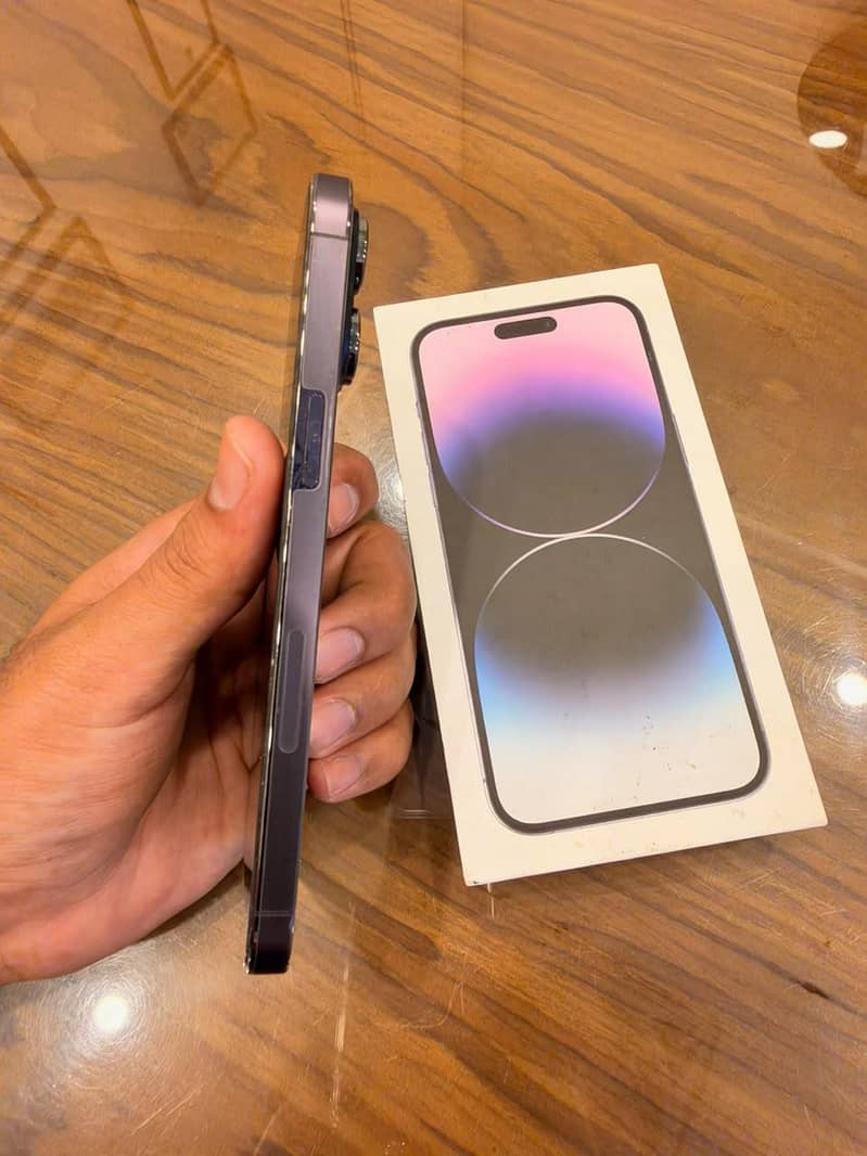 Apple iPhone 14 Pro Max 8