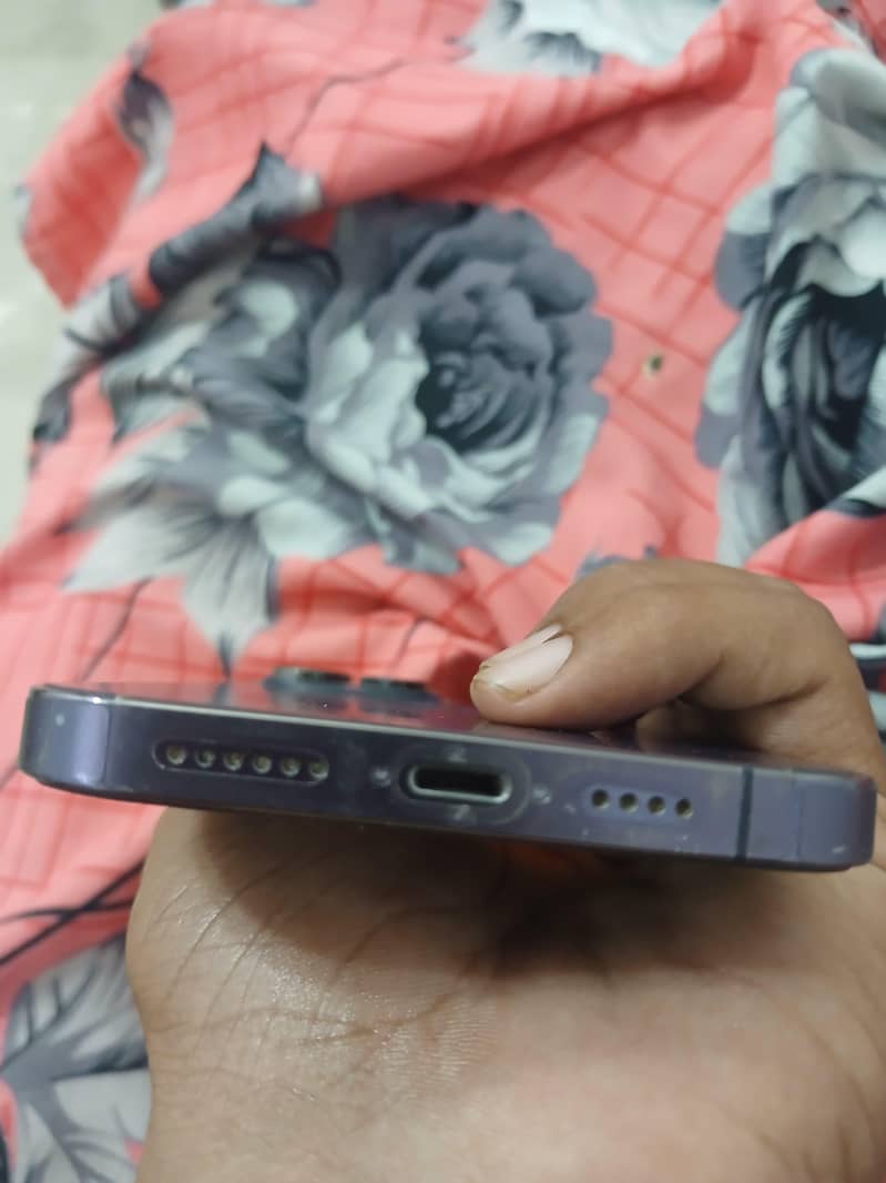 Apple iPhone 14 Pro Max 1