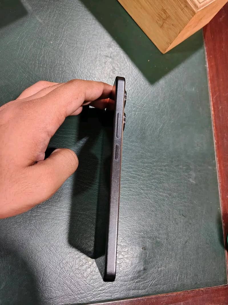 Xiaomi Redmi Note 13 1