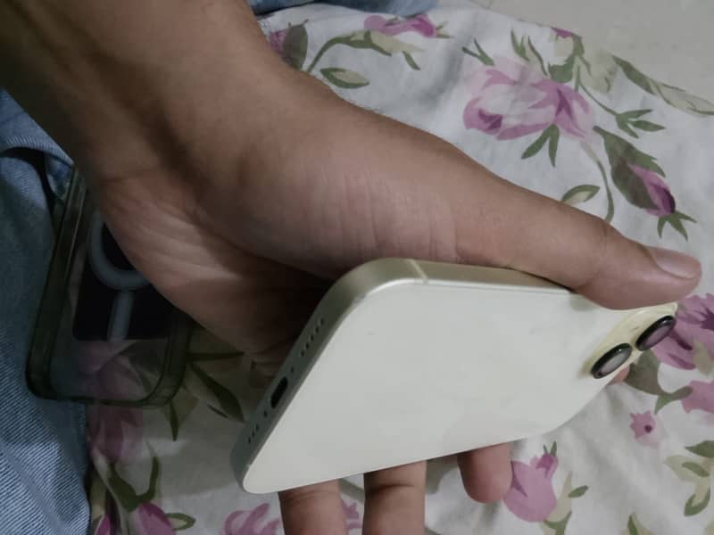 Apple iPhone 15 1