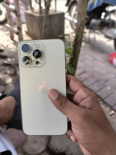 iPhone 14 Pro Max factory unlock 96btry helth