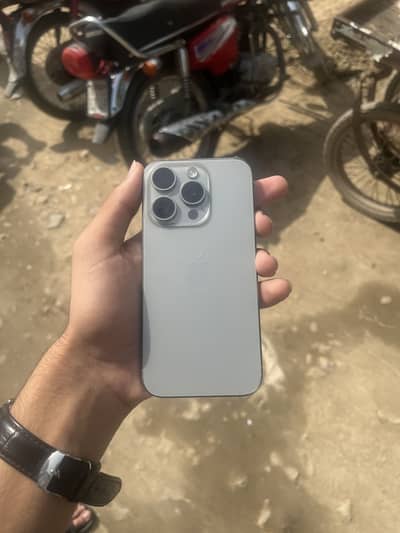 Apple iPhone 15 Pro