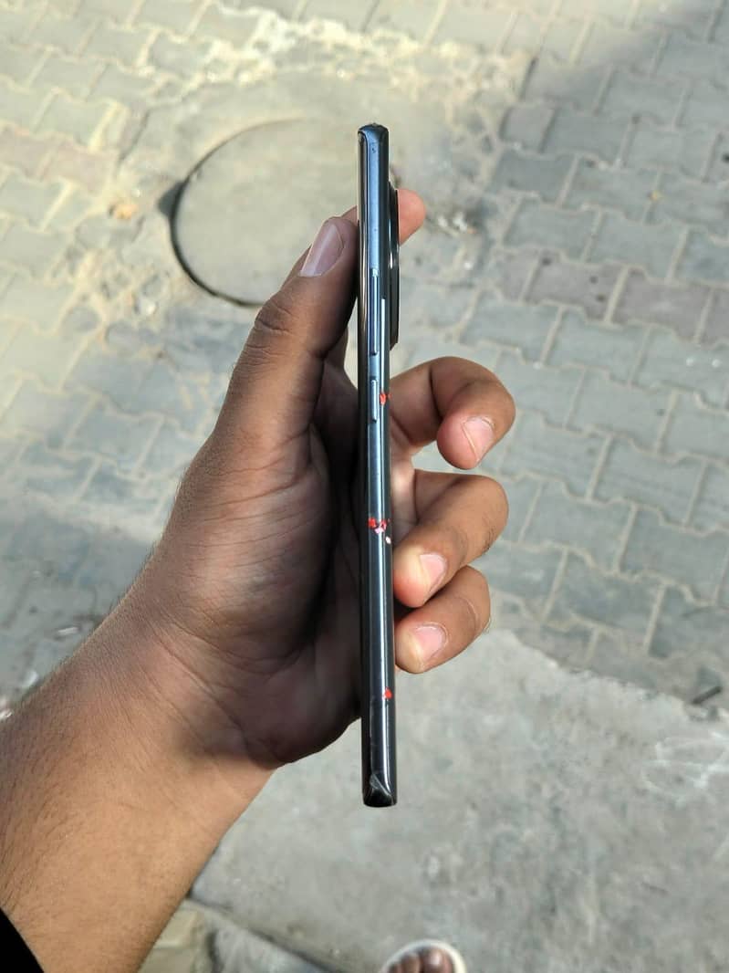 Tecno Spark 20 Pro Plus 2