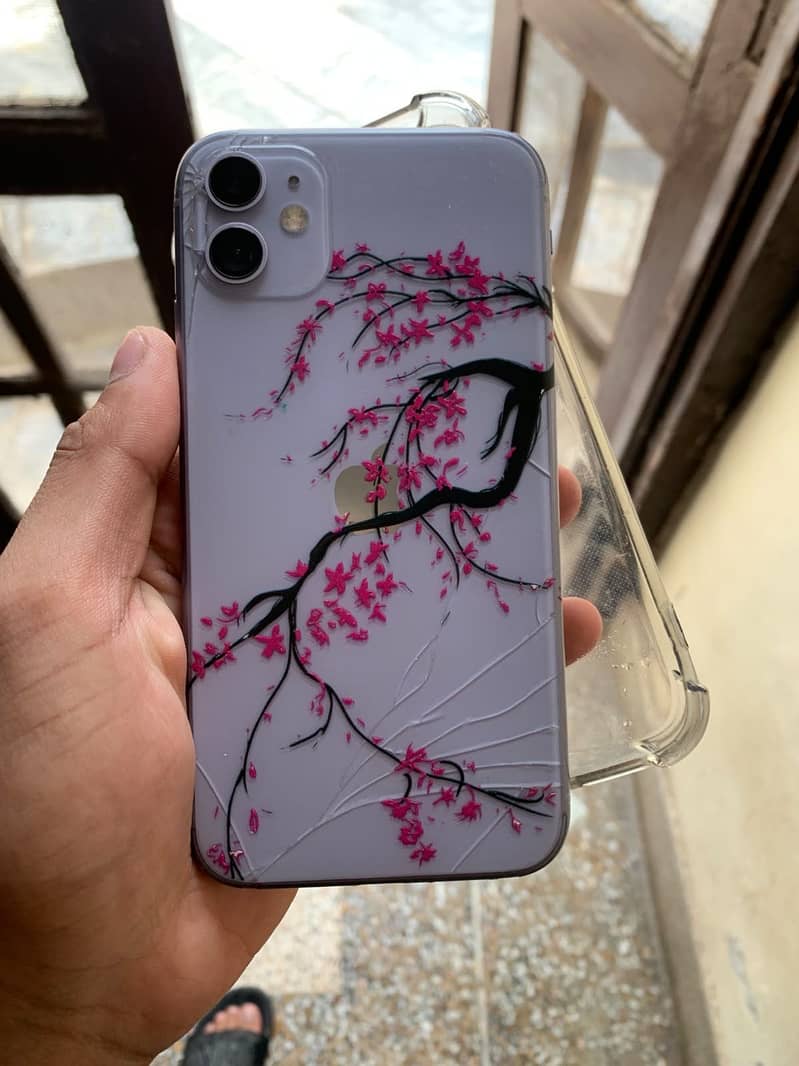 Apple iPhone 11 0