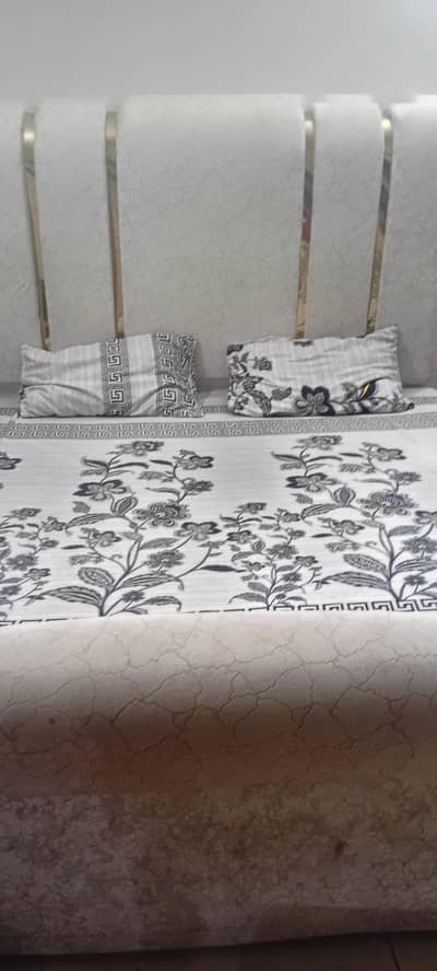 (Urgent) King Sized Bed for Sale