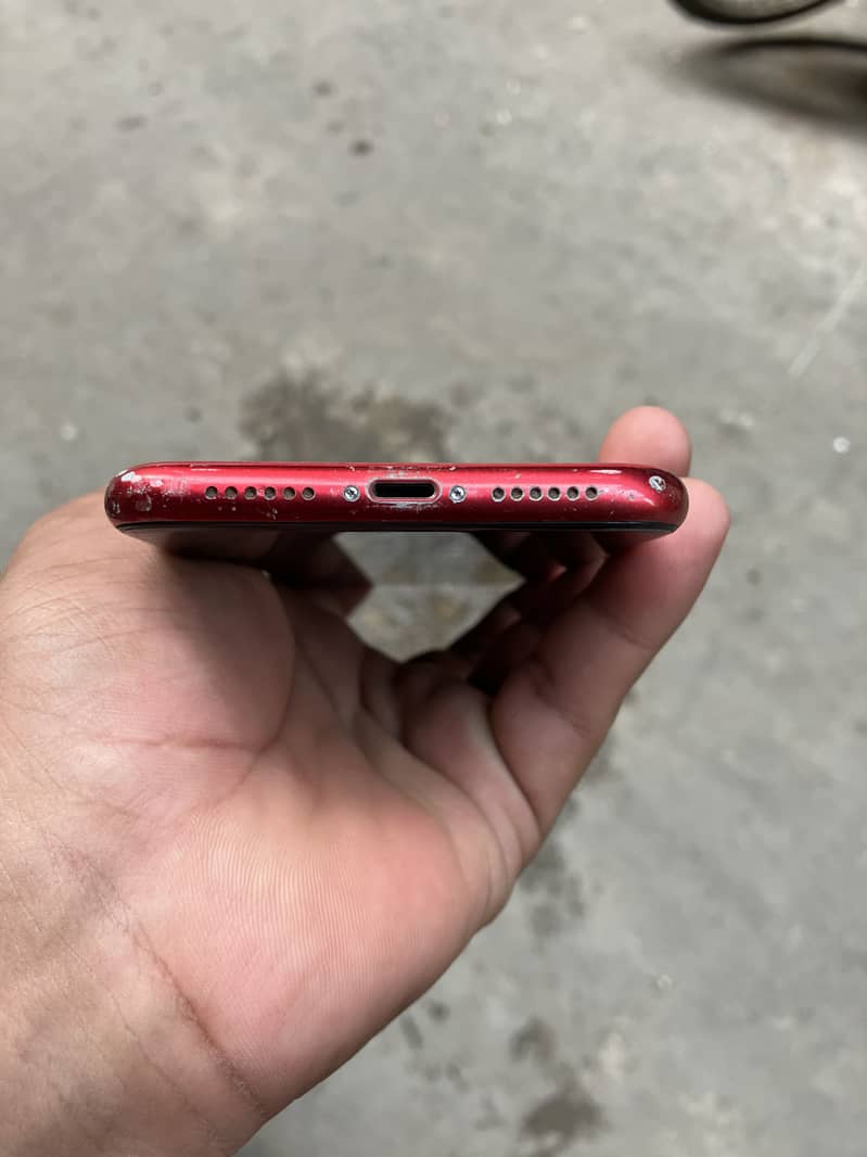 Apple iPhone 11 3