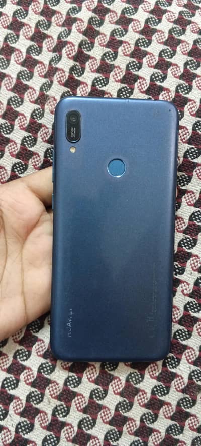 Huawei Y6