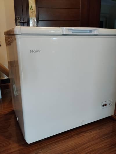 deep freezer in very good condition