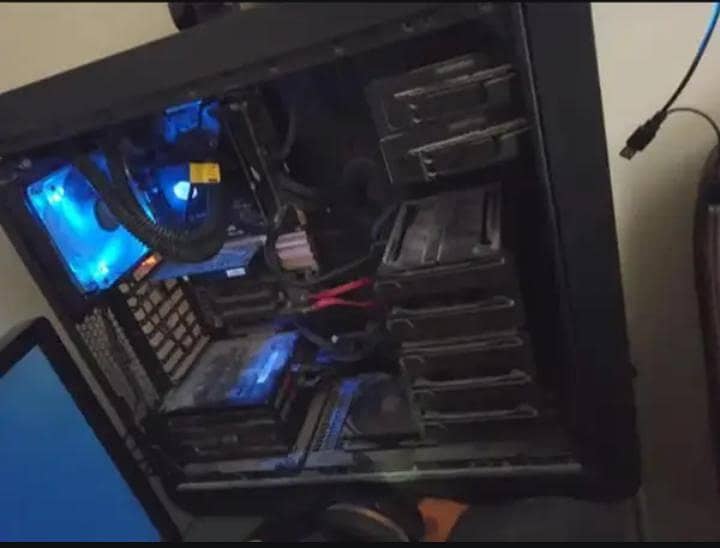 Mid range gaming pc 1