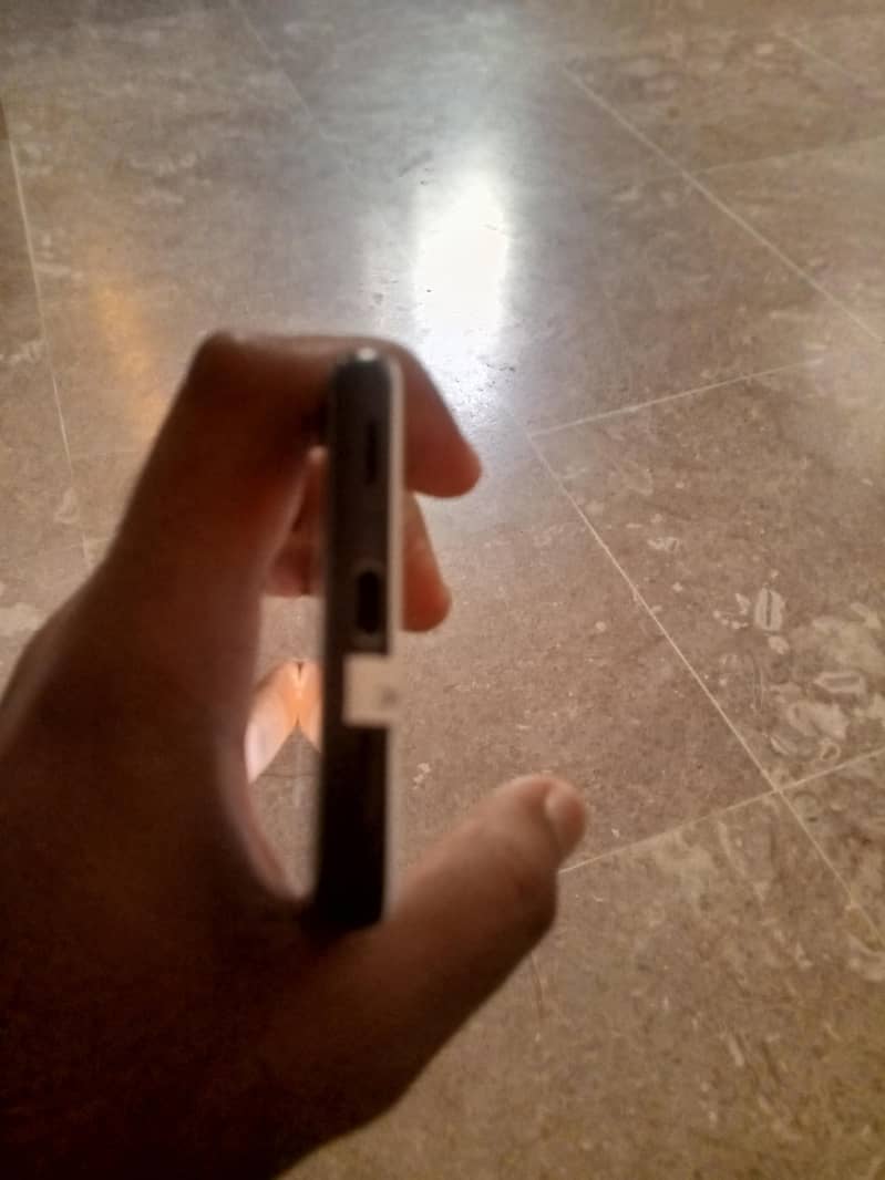 Google Pixel 6a 4