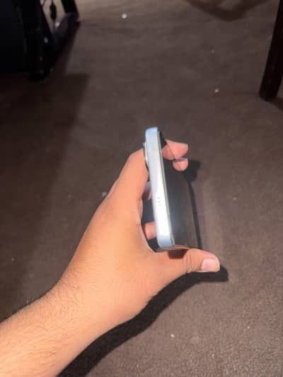 Vivo Y400