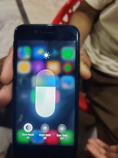 Apple iPhone SE