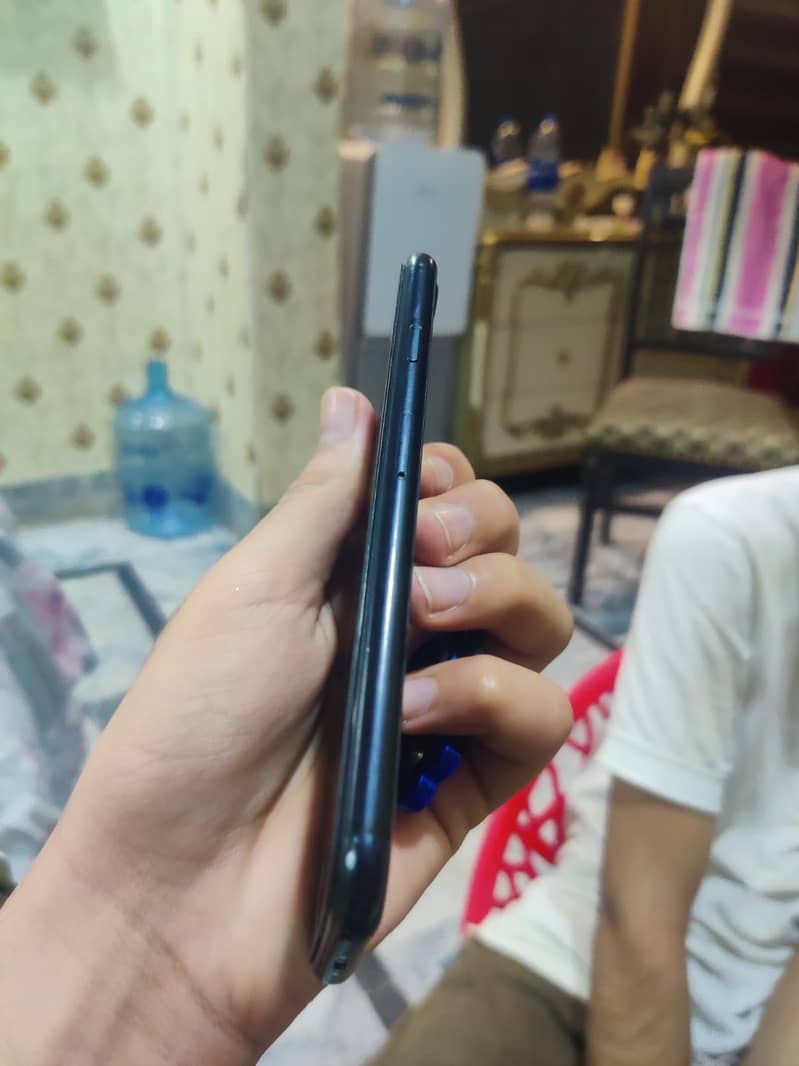 Apple iPhone SE 3