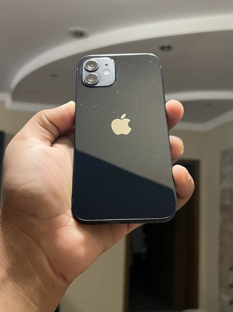 Apple iPhone 12 2